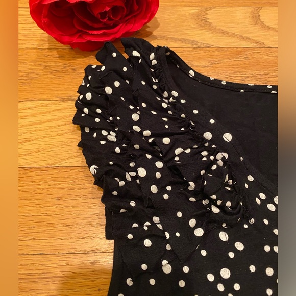 Express Ruffled Top - Picture 2 of 6